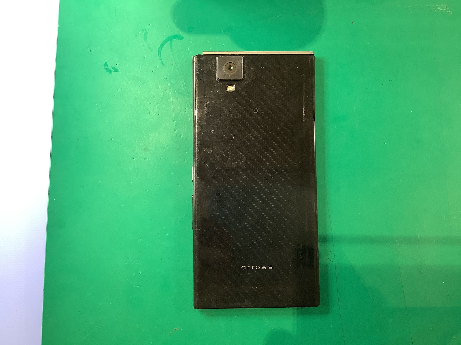 arrows NXのバッテリー交換ならデータをそのまま・最短即日修理のスマホ修理工房ラザウォーク甲斐双葉店にご相談ください！